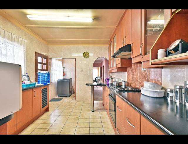 4 BEDROOM HOUSE FOR SALE IN GENERAL ALBERTSPARK